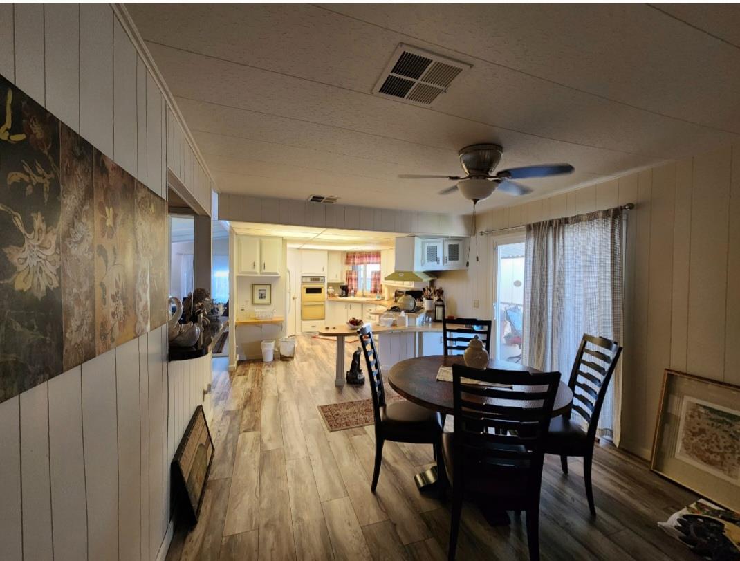 105 W Herndon Ave #Sp 33, Pinedale, CA 93650