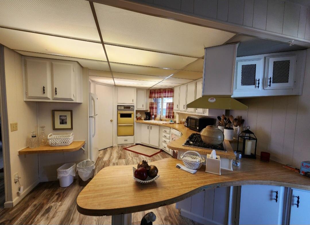 105 W Herndon Ave #Sp 33, Pinedale, CA 93650