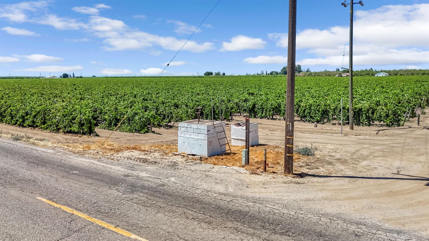 23326 Avenue 13, Madera, CA 93637