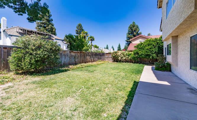 793 E Buckhill Rd, Fresno, CA 93720