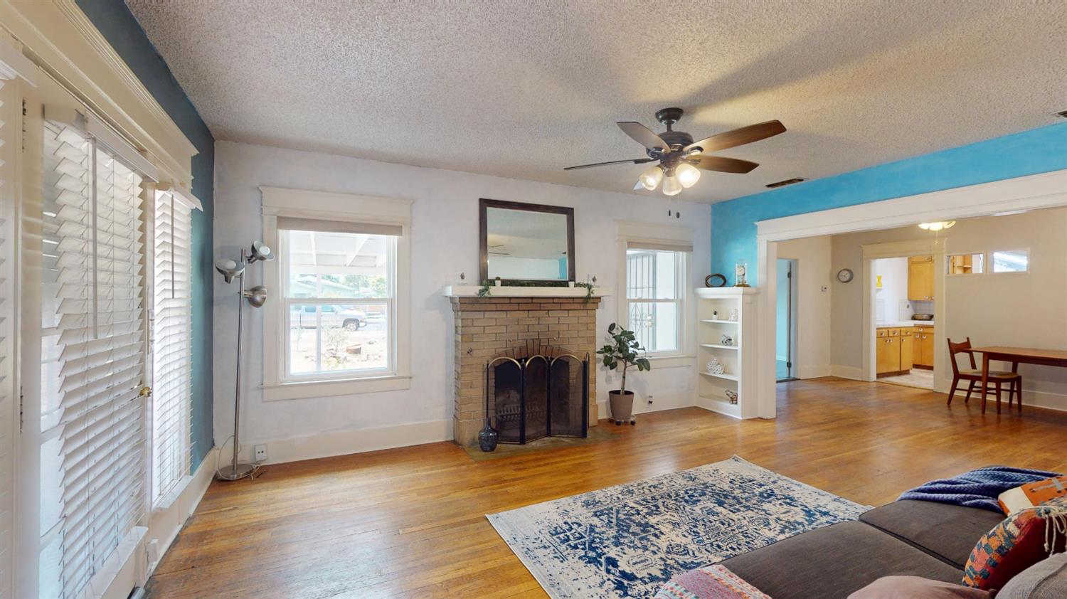 2605 N Wishon Ave, Fresno, CA 93704