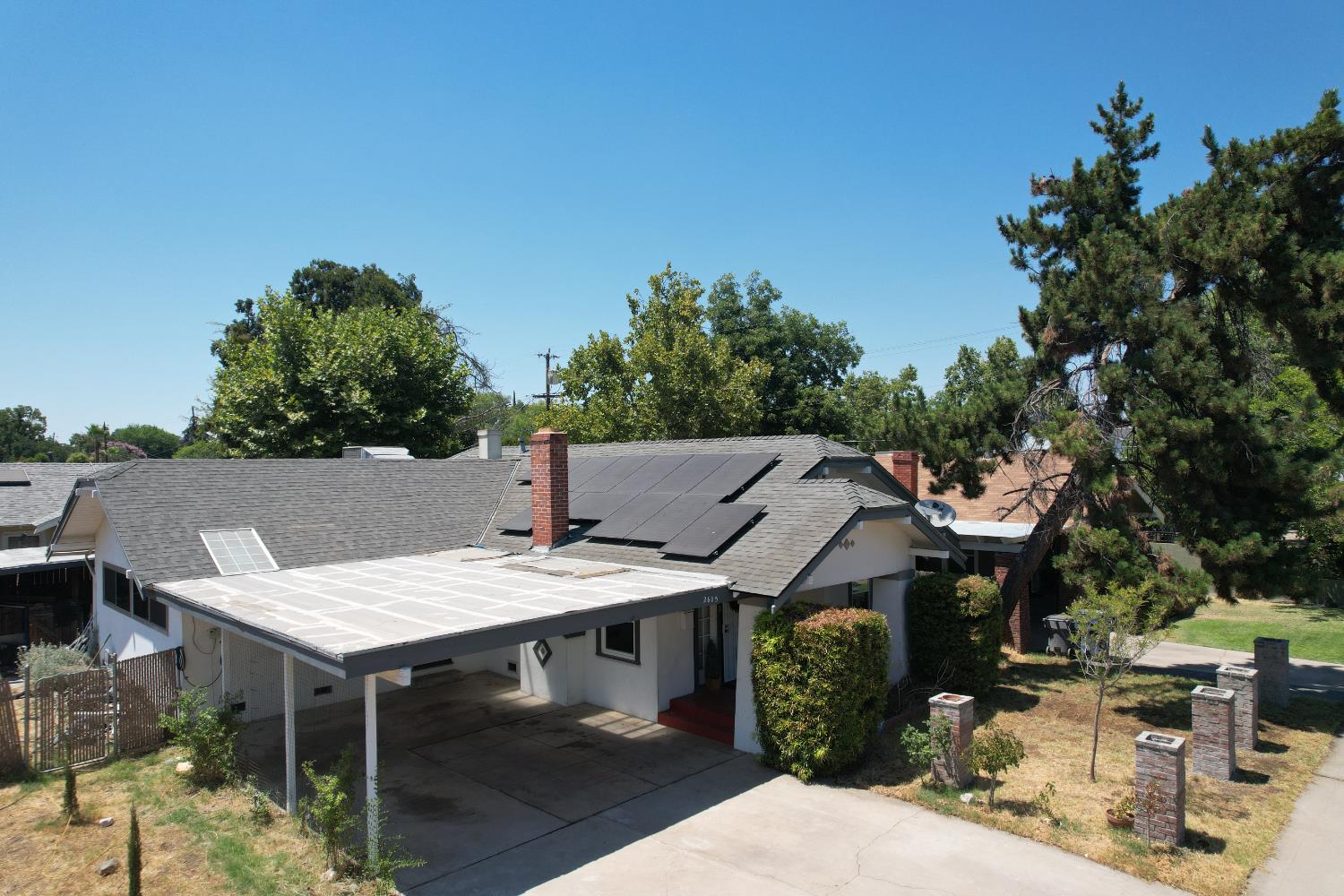 2605 N Wishon Ave, Fresno, CA 93704