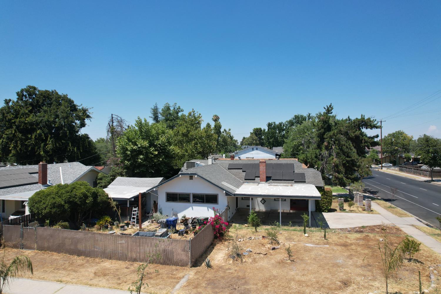 2605 N Wishon Ave, Fresno, CA 93704