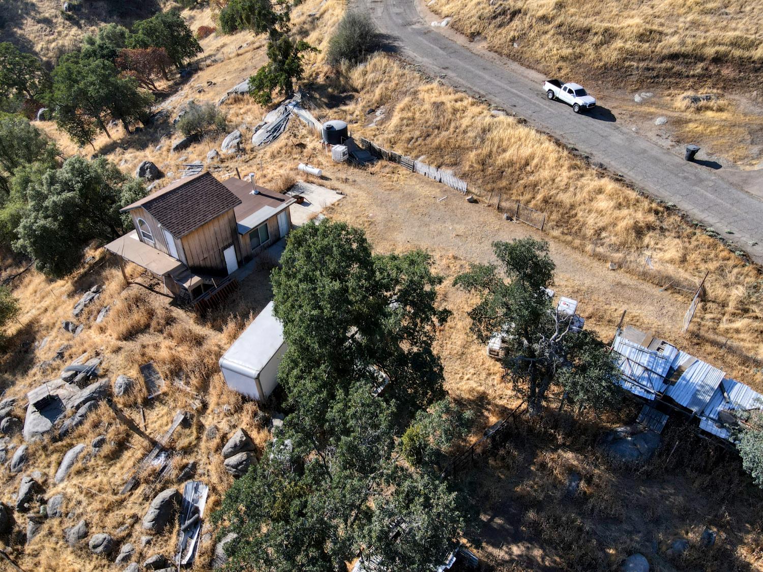 0 0 Partridge Ln, Yokuts Valley, CA 93675