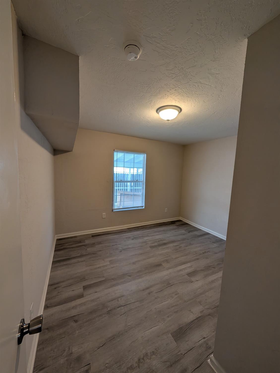 1126 E Princeton Ave, Fresno, CA 93704