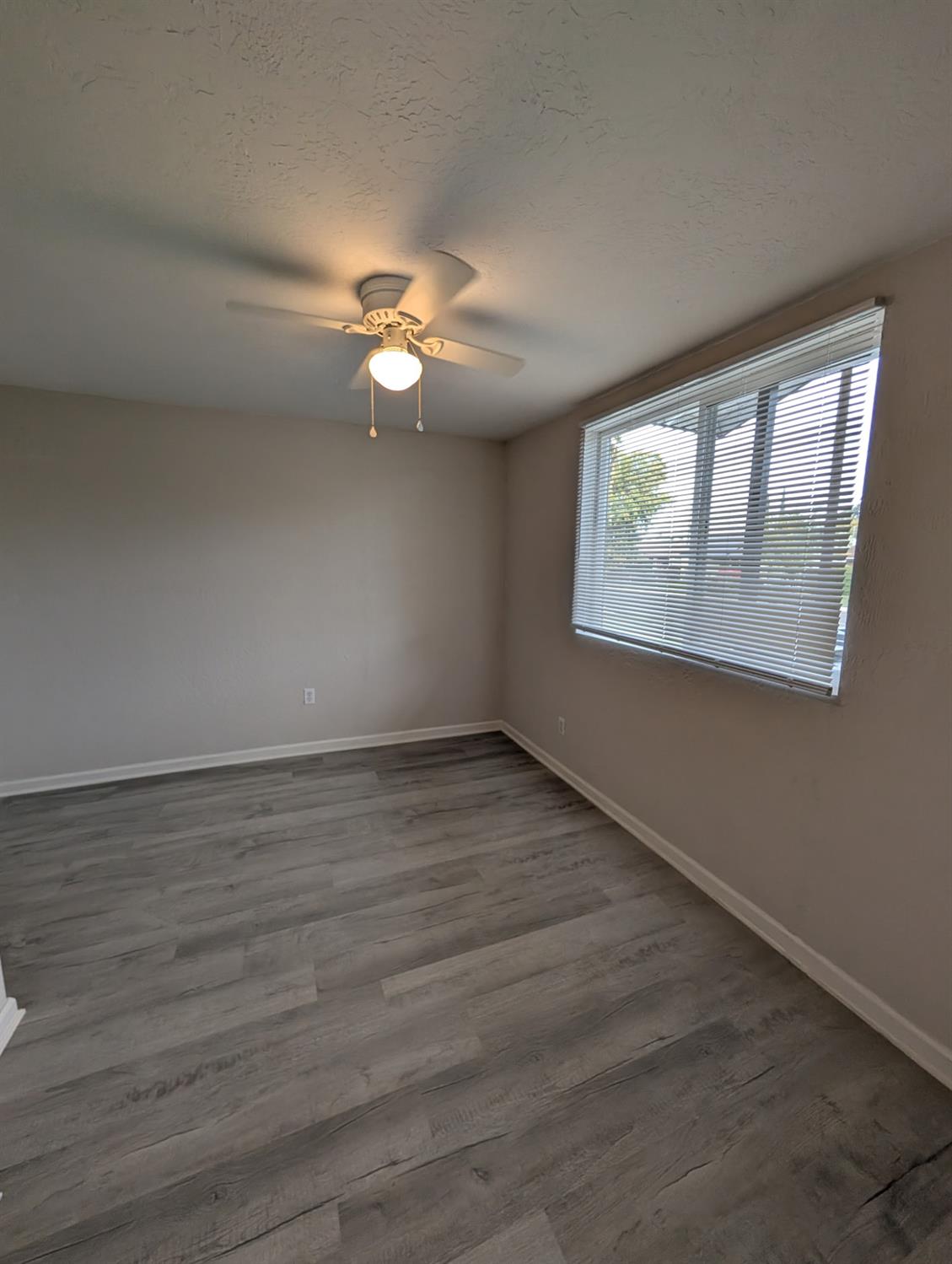 1126 E Princeton Ave, Fresno, CA 93704