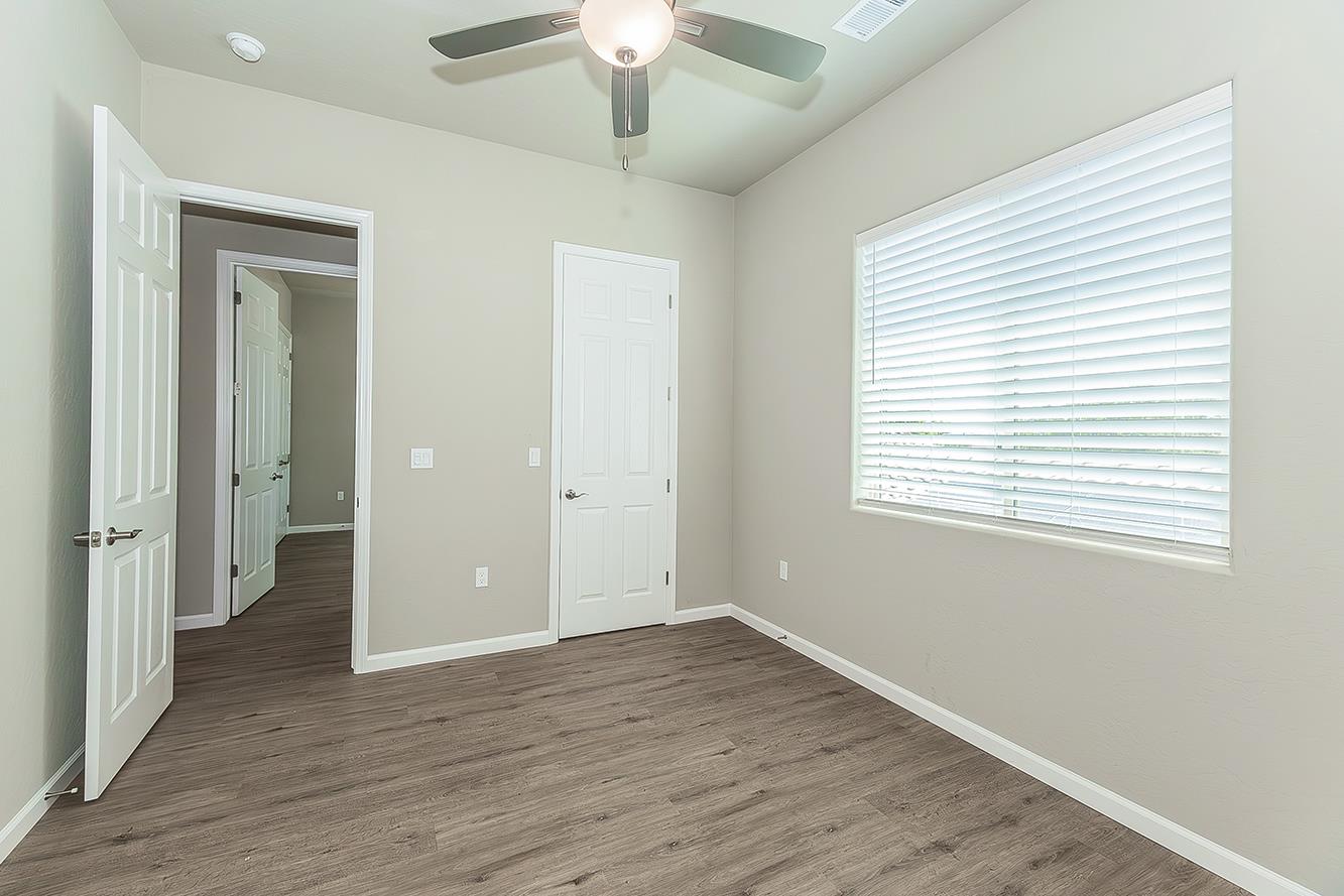 6008 E Sussex Way, Fresno, CA 93727