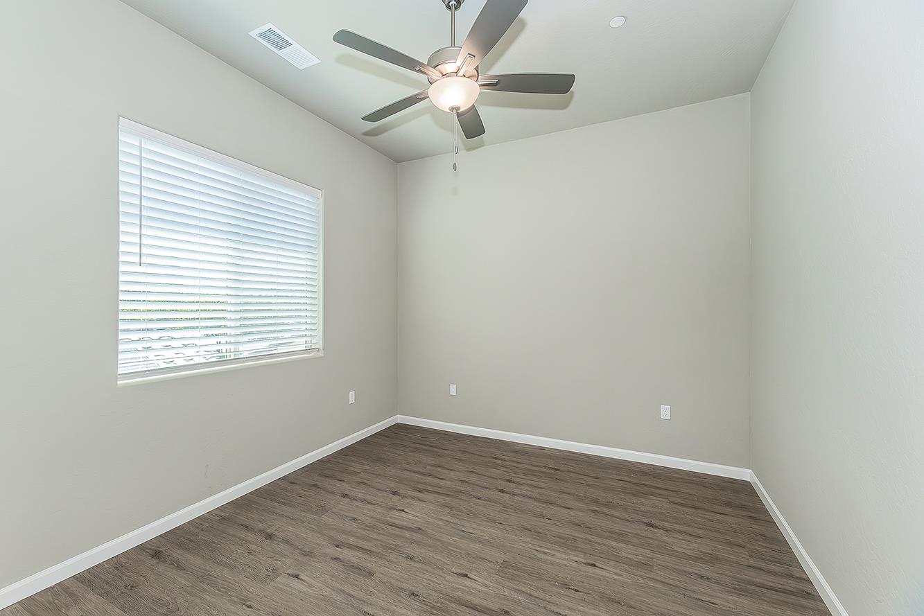 6008 E Sussex Way, Fresno, CA 93727