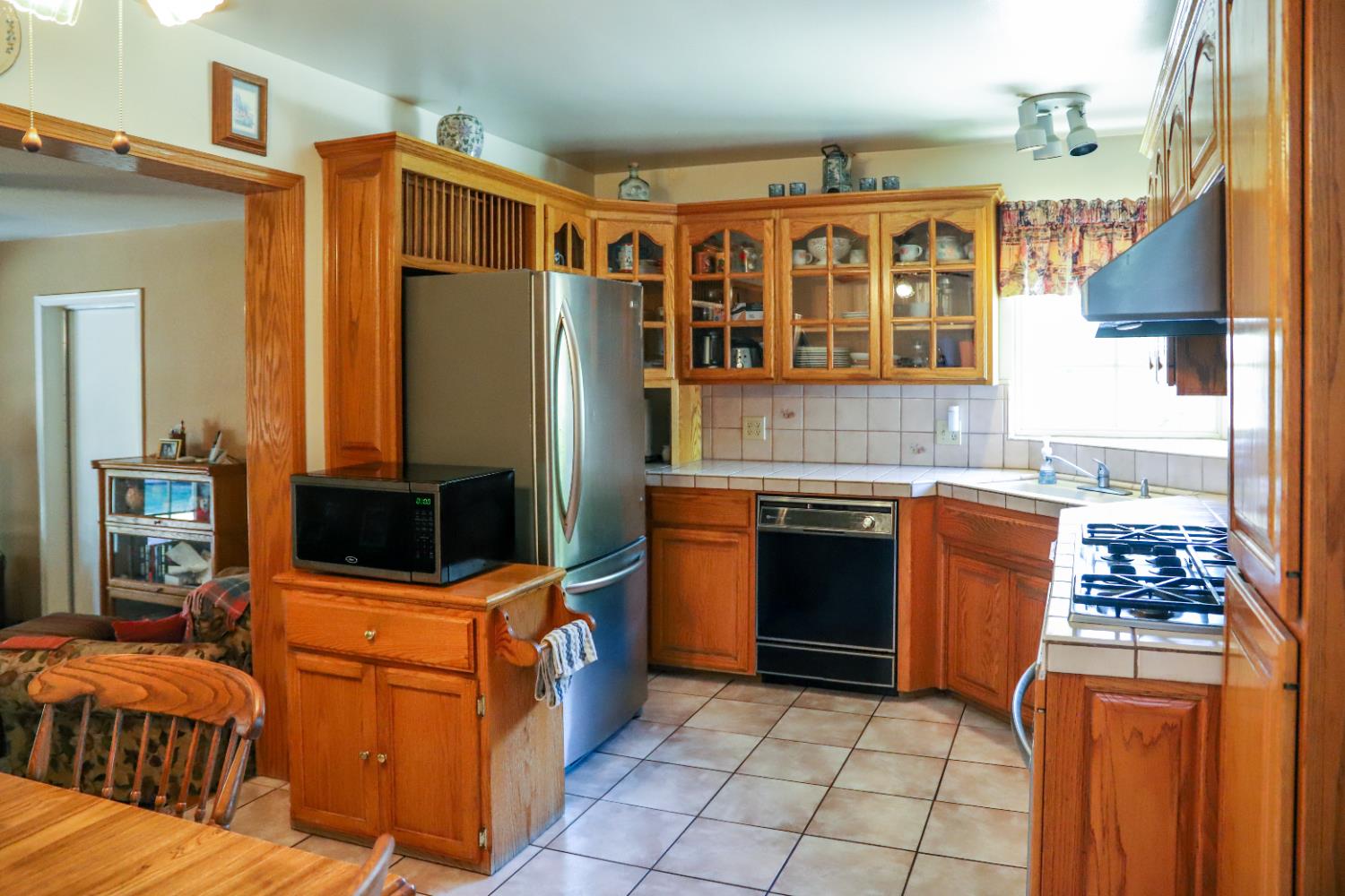 2811 E Shields Ave, Fresno, CA 93726