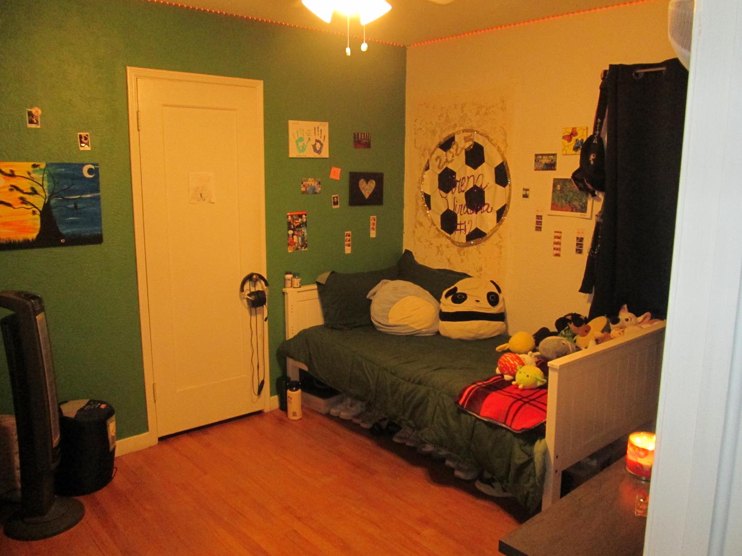 1335 N Esther Way, Fresno, CA 93728