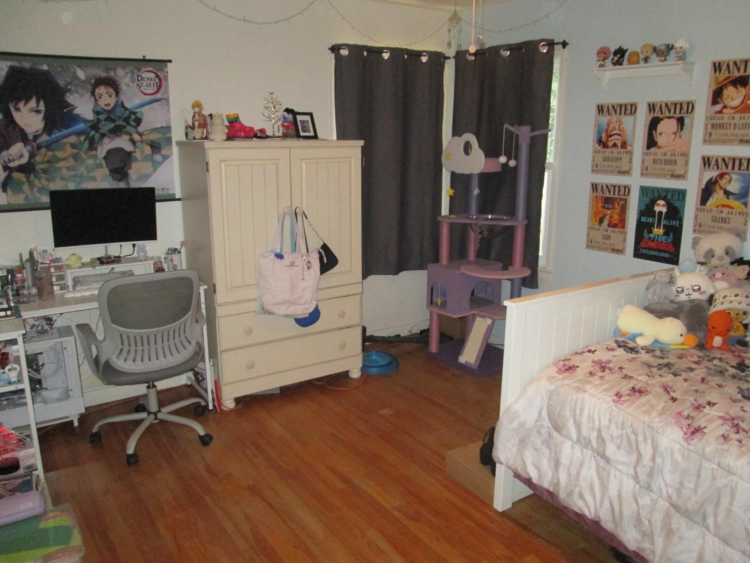 1335 N Esther Way, Fresno, CA 93728