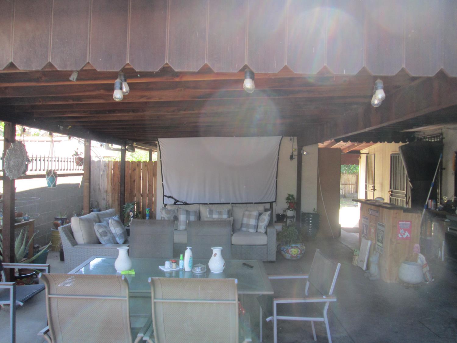 1335 N Esther Way, Fresno, CA 93728