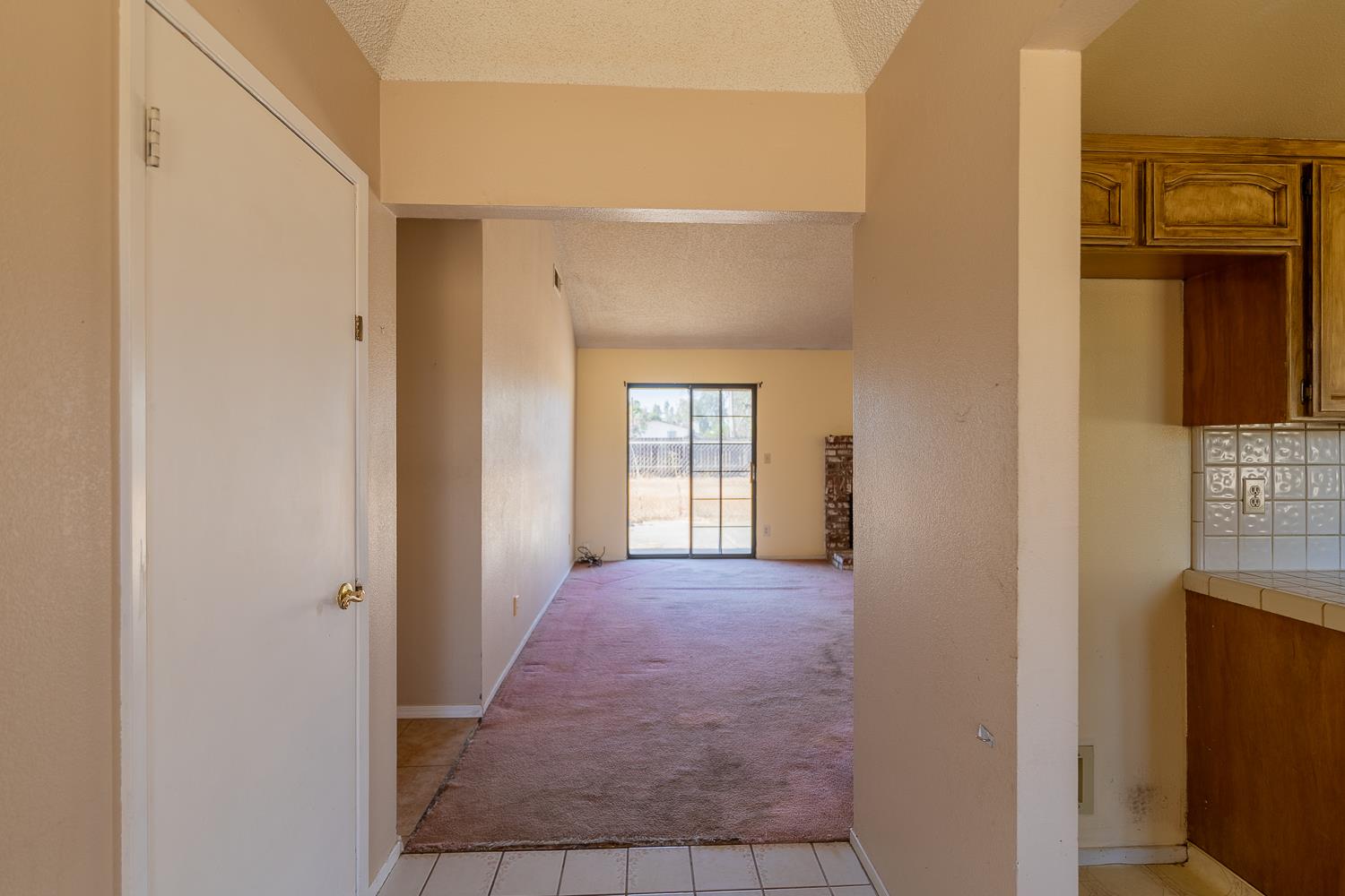 25199 Avenue 18, Madera, CA 93638