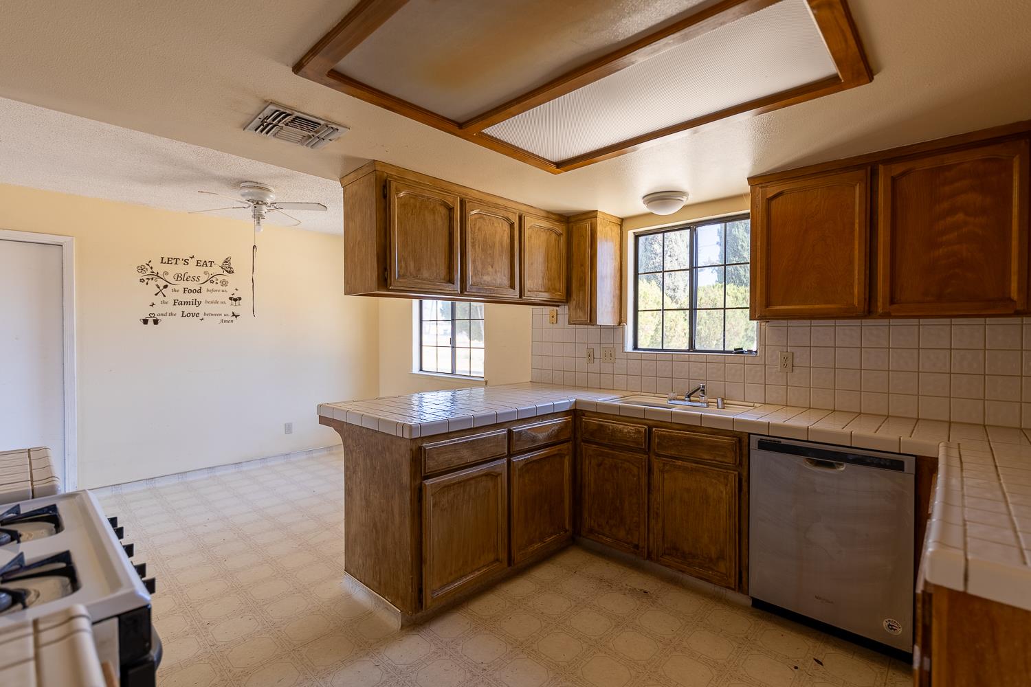 25199 Avenue 18, Madera, CA 93638