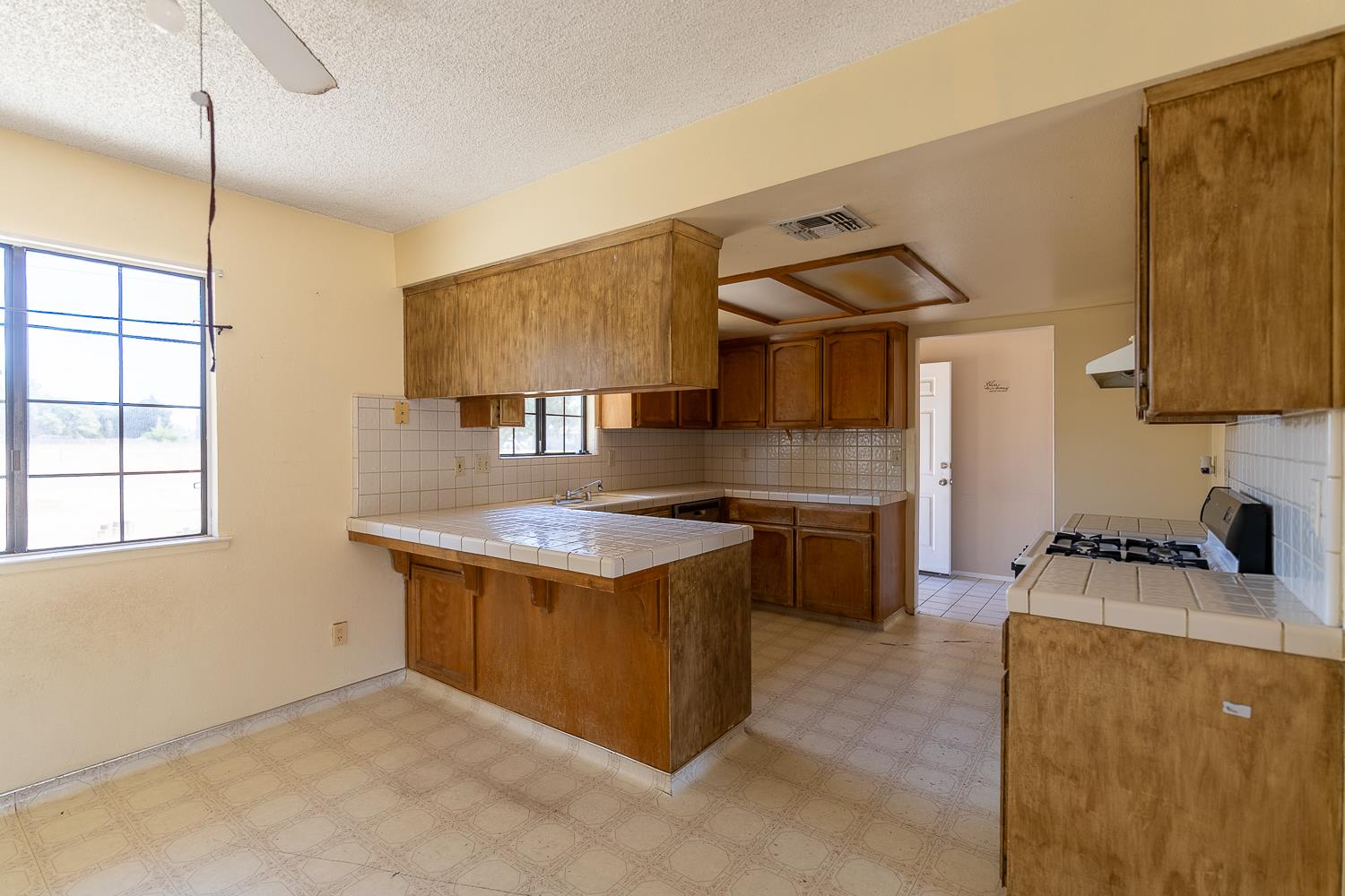 25199 Avenue 18, Madera, CA 93638