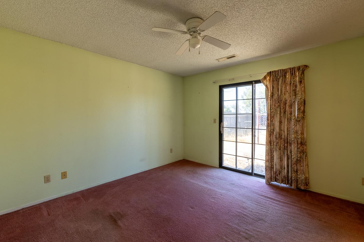 25199 Avenue 18, Madera, CA 93638