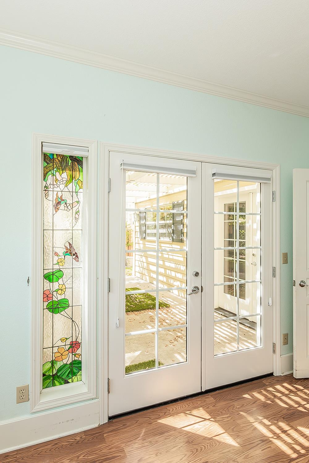 1094 E Monticello Cir, Fresno, CA 93720