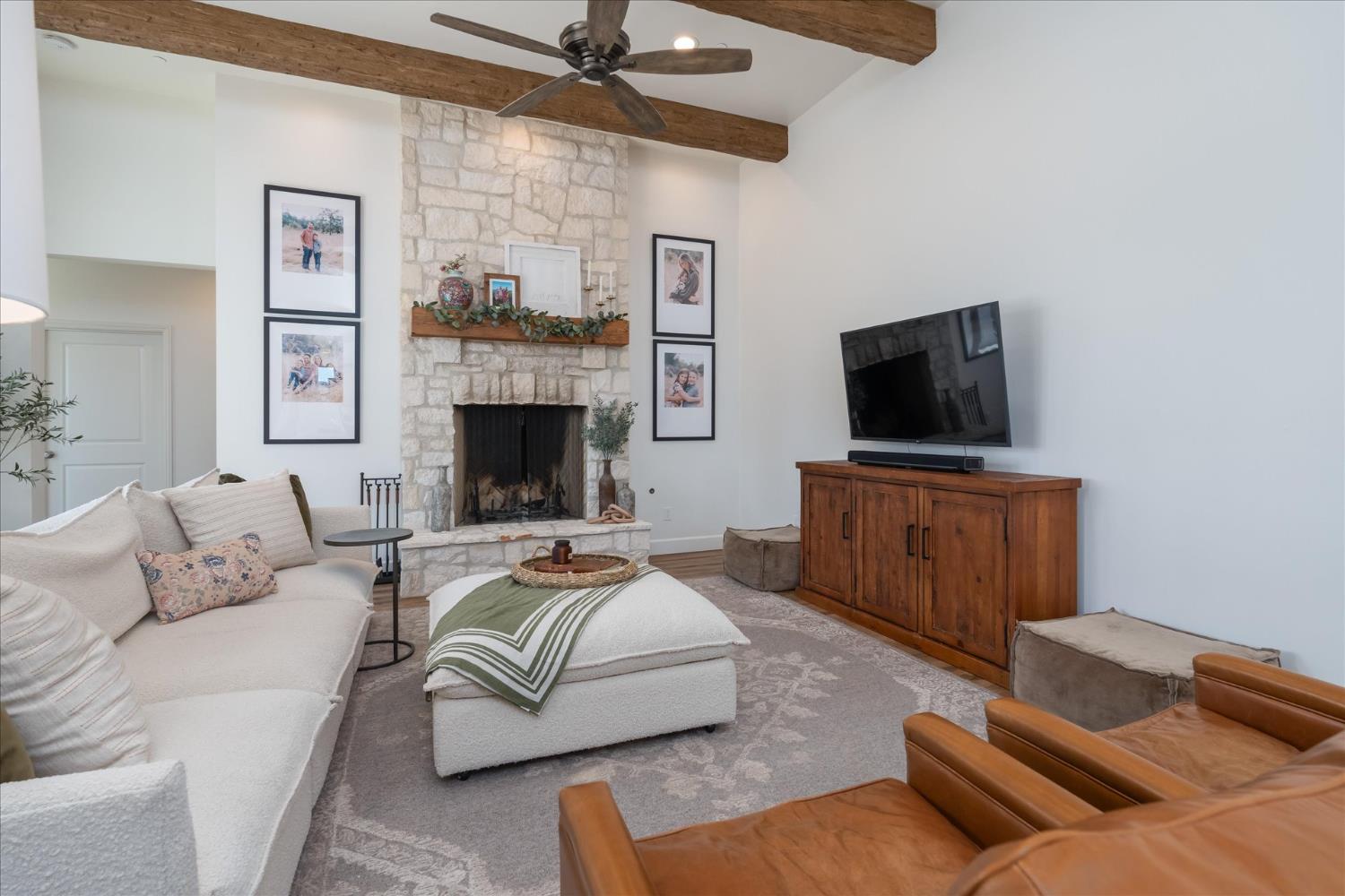 28022 Yosemite Springs Pkwy, Coarsegold, CA 93614