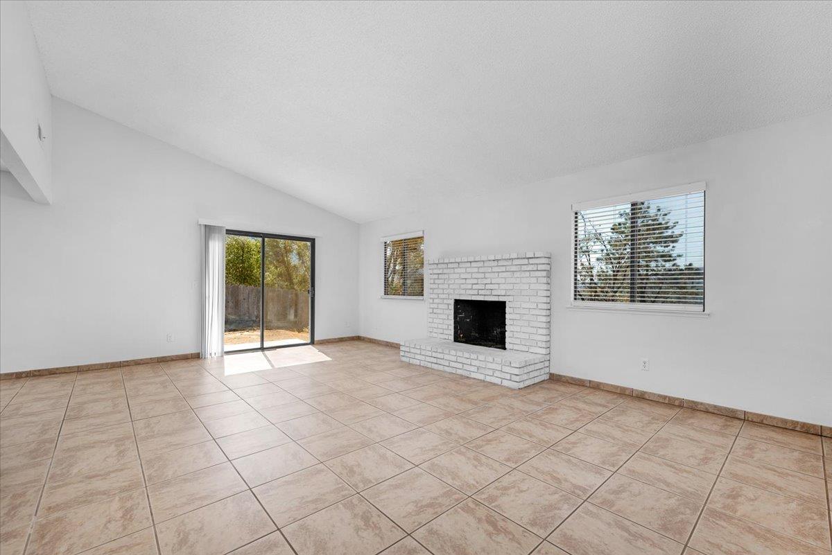 28340 Tollhouse Rd, Tollhouse, CA 93667