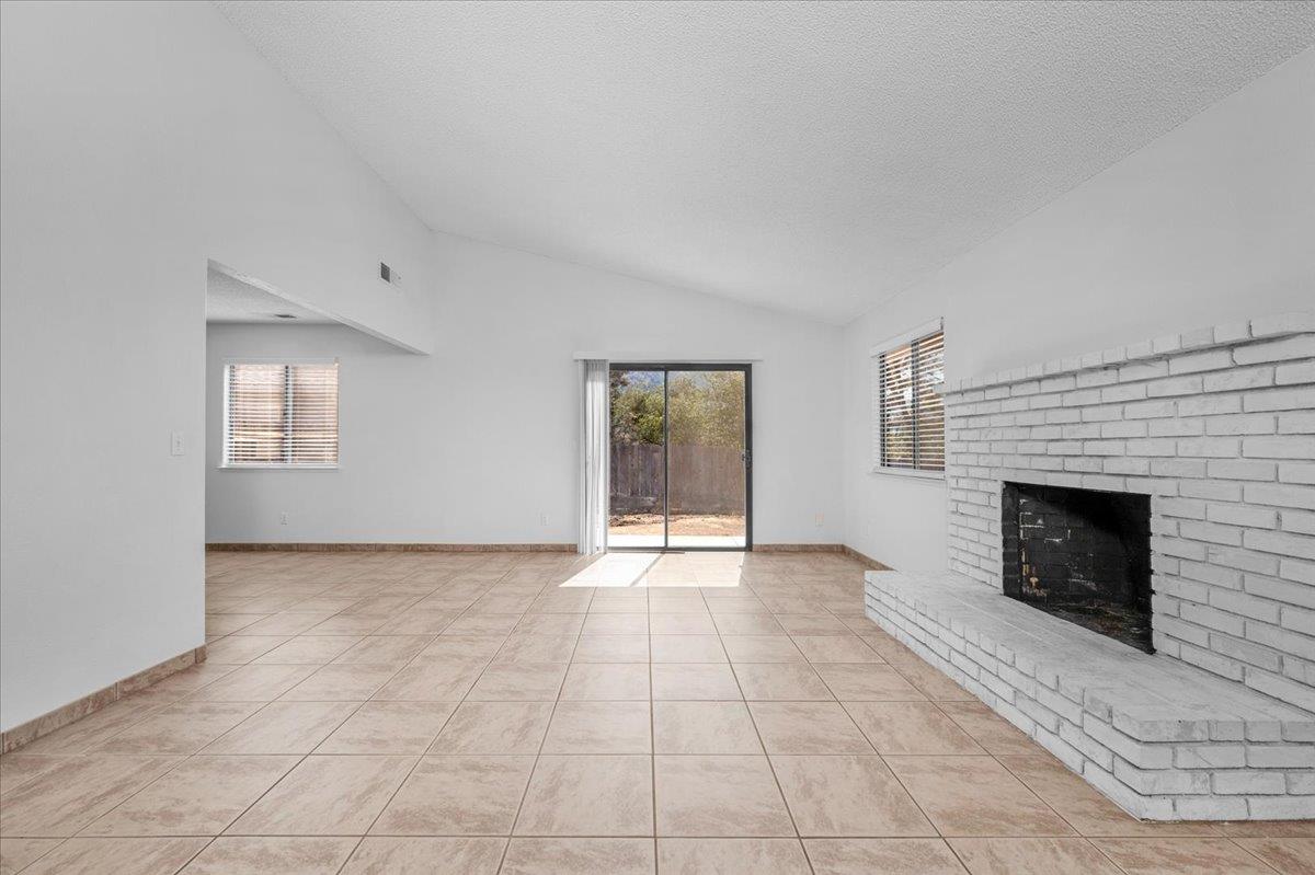 28340 Tollhouse Rd, Tollhouse, CA 93667