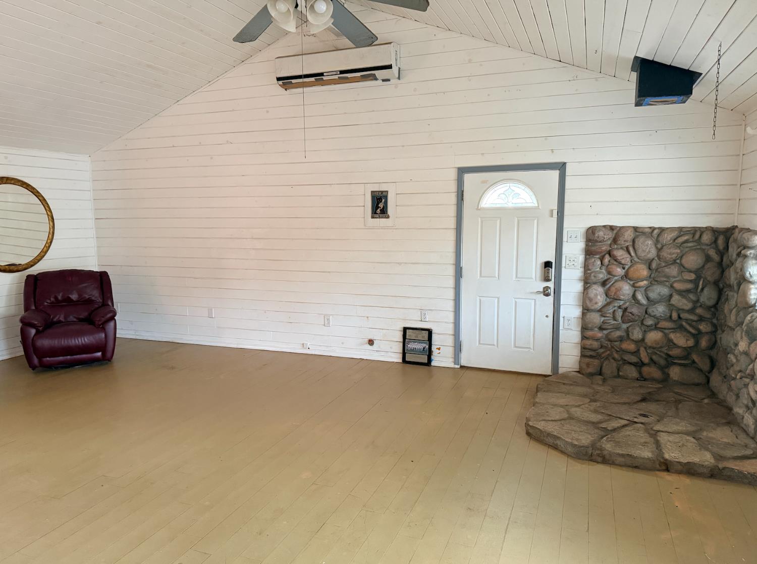 30666 Hogan's Mountain Rd, Coarsegold, CA 93614