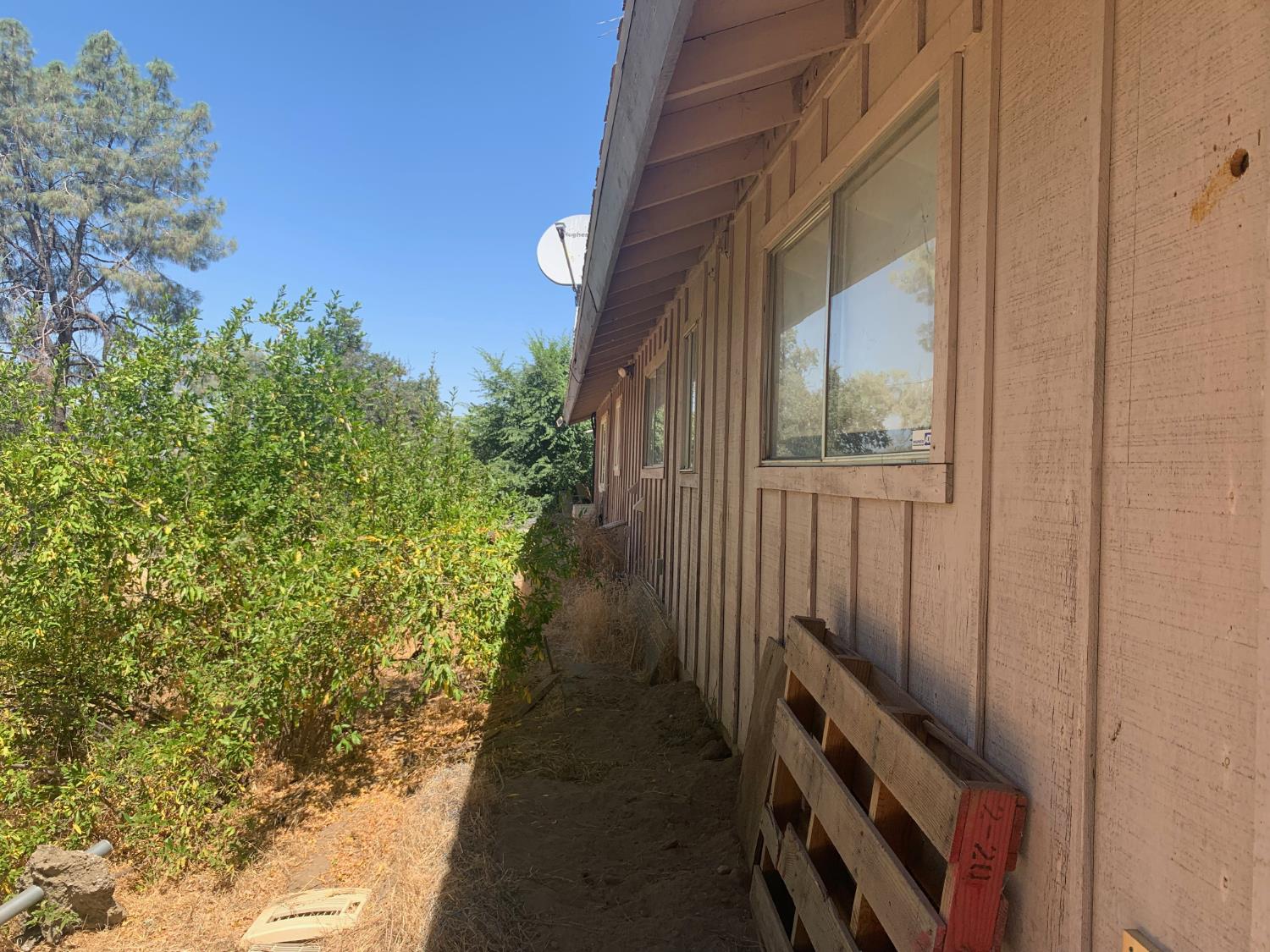 30666 Hogan's Mountain Rd, Coarsegold, CA 93614