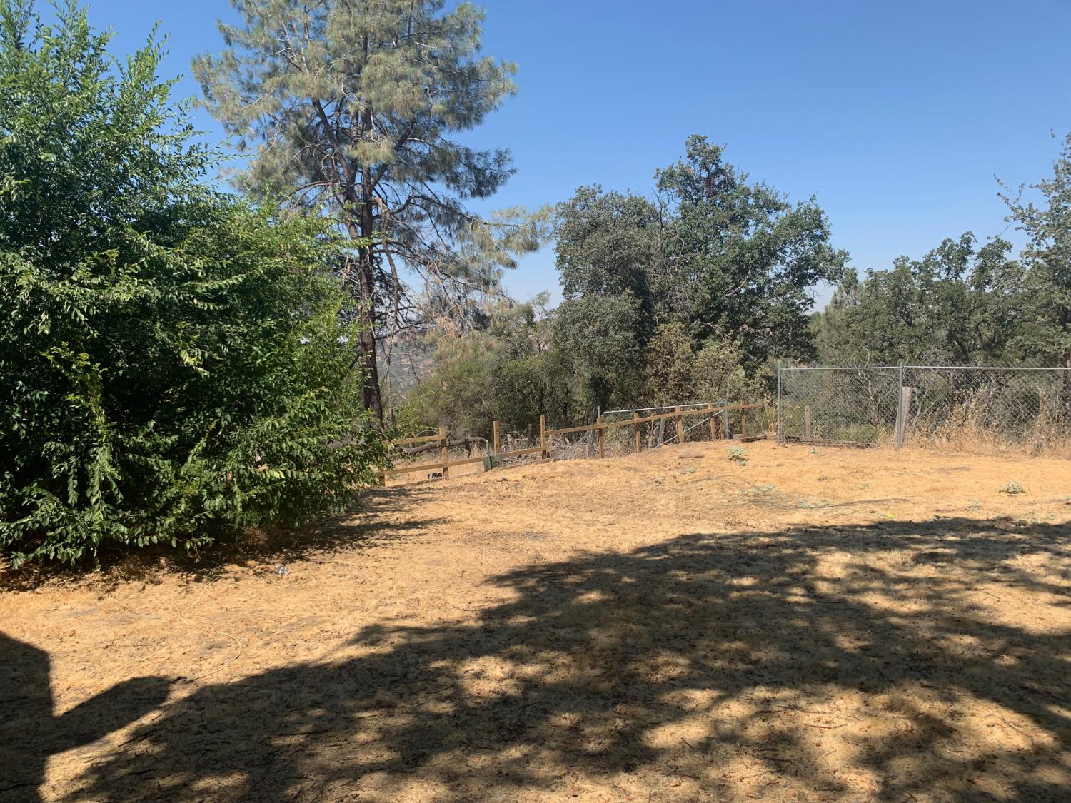 30666 Hogan's Mountain Rd, Coarsegold, CA 93614