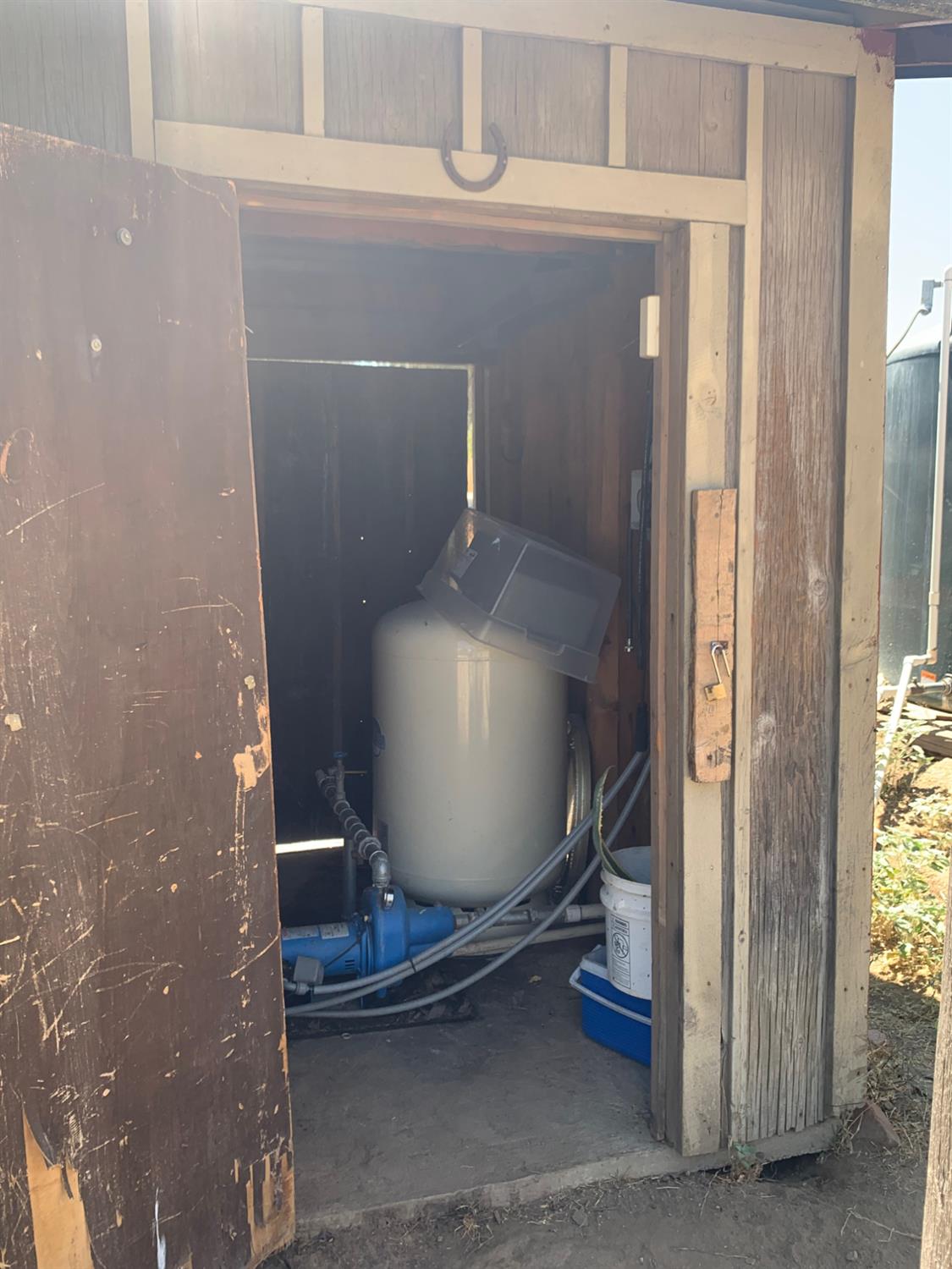 30666 Hogan's Mountain Rd, Coarsegold, CA 93614