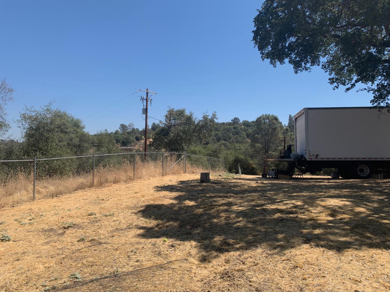 30666 Hogan's Mountain Rd, Coarsegold, CA 93614