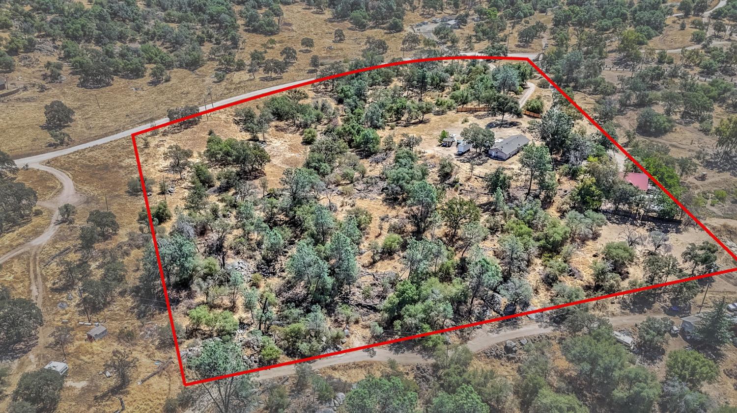 30666 Hogan's Mountain Rd, Coarsegold, CA 93614