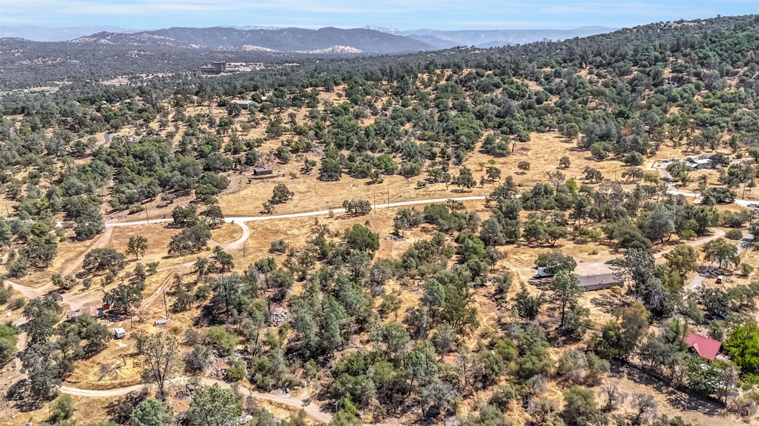 30666 Hogan's Mountain Rd, Coarsegold, CA 93614