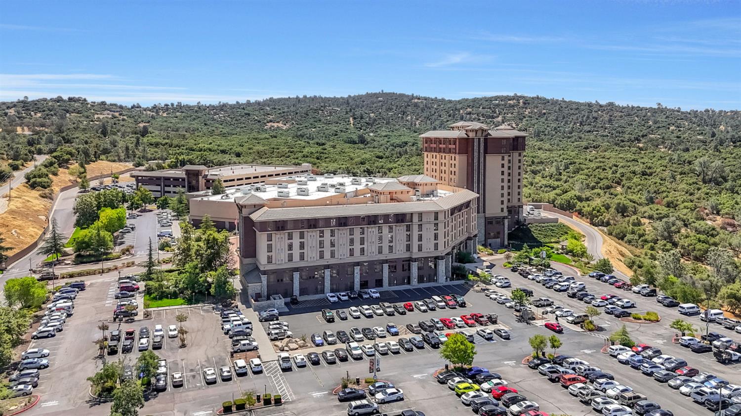 30666 Hogan's Mountain Rd, Coarsegold, CA 93614