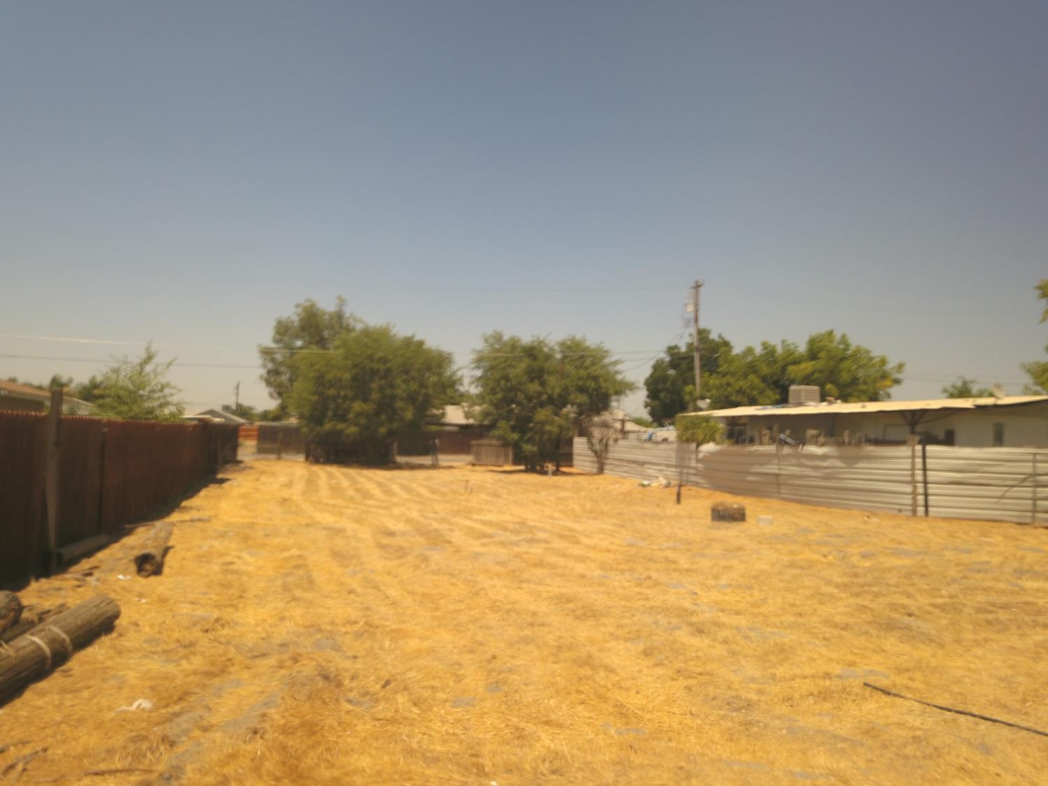 1609 Brewer Ave, Corcoran, CA 93212