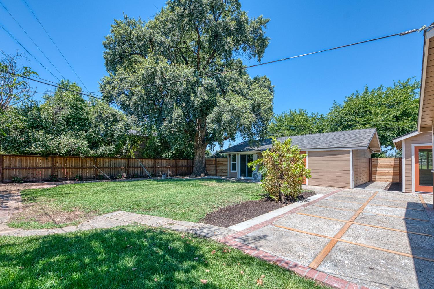 4843 N Palm Ave, Fresno, CA 93704