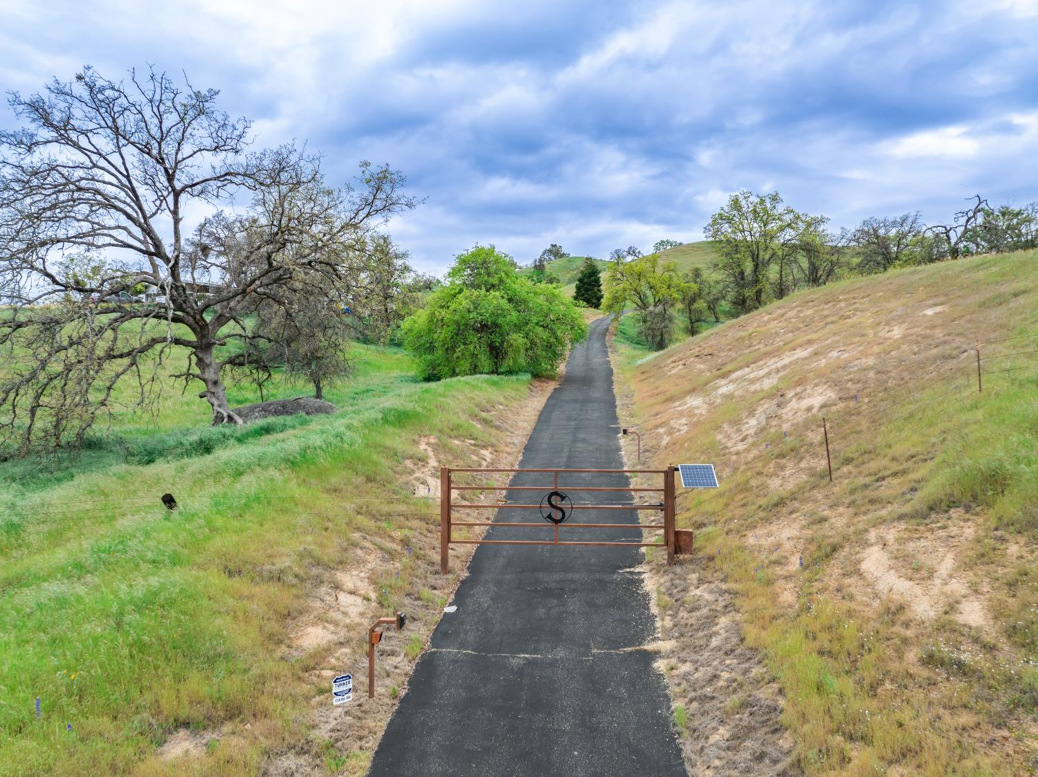 20997 Auberry Rd, Clovis, CA 93619