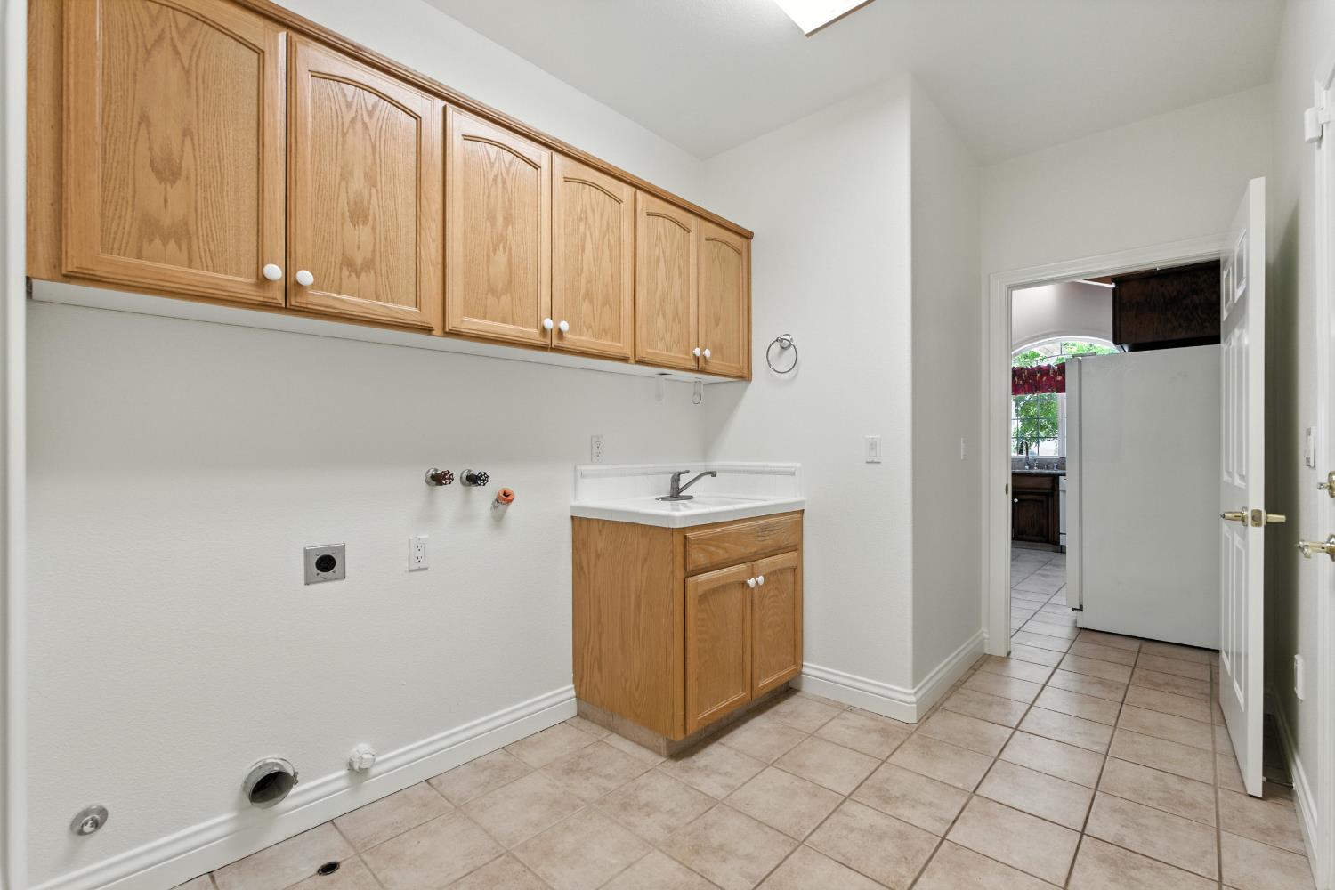 20997 Auberry Rd, Clovis, CA 93619