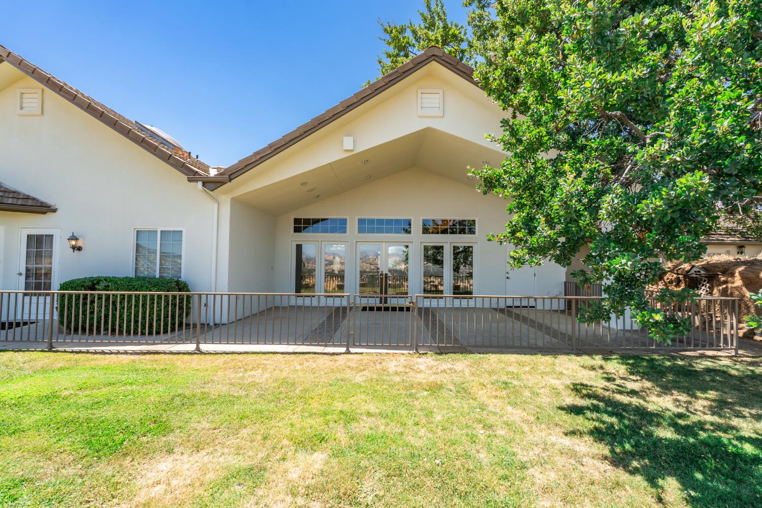 20997 Auberry Rd, Clovis, CA 93619
