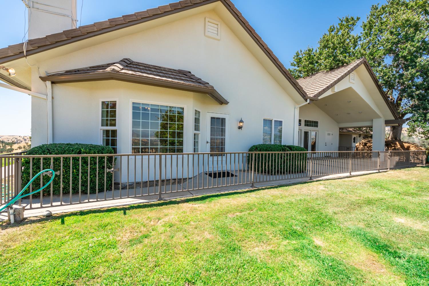 20997 Auberry Rd, Clovis, CA 93619