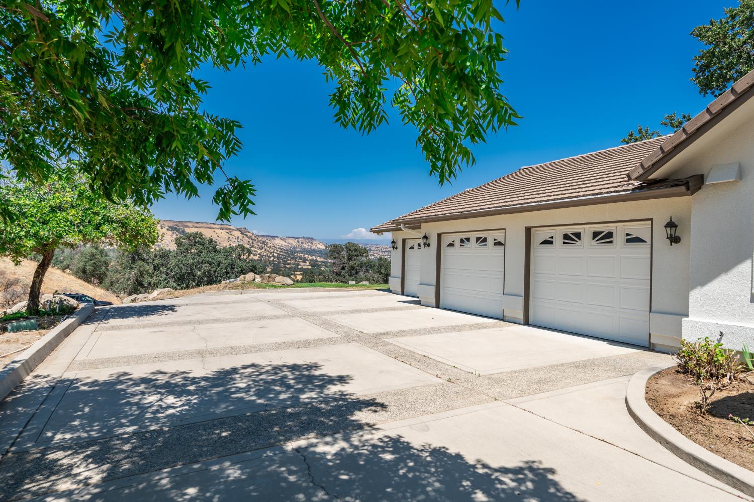 20997 Auberry Rd, Clovis, CA 93619