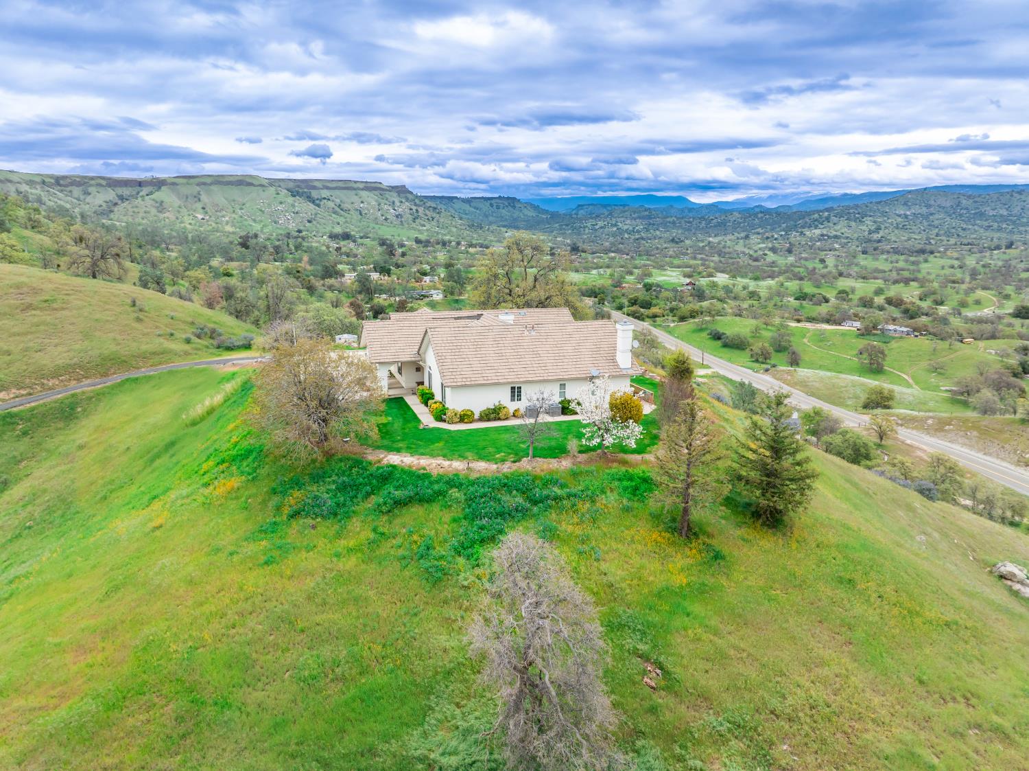 20997 Auberry Rd, Clovis, CA 93619