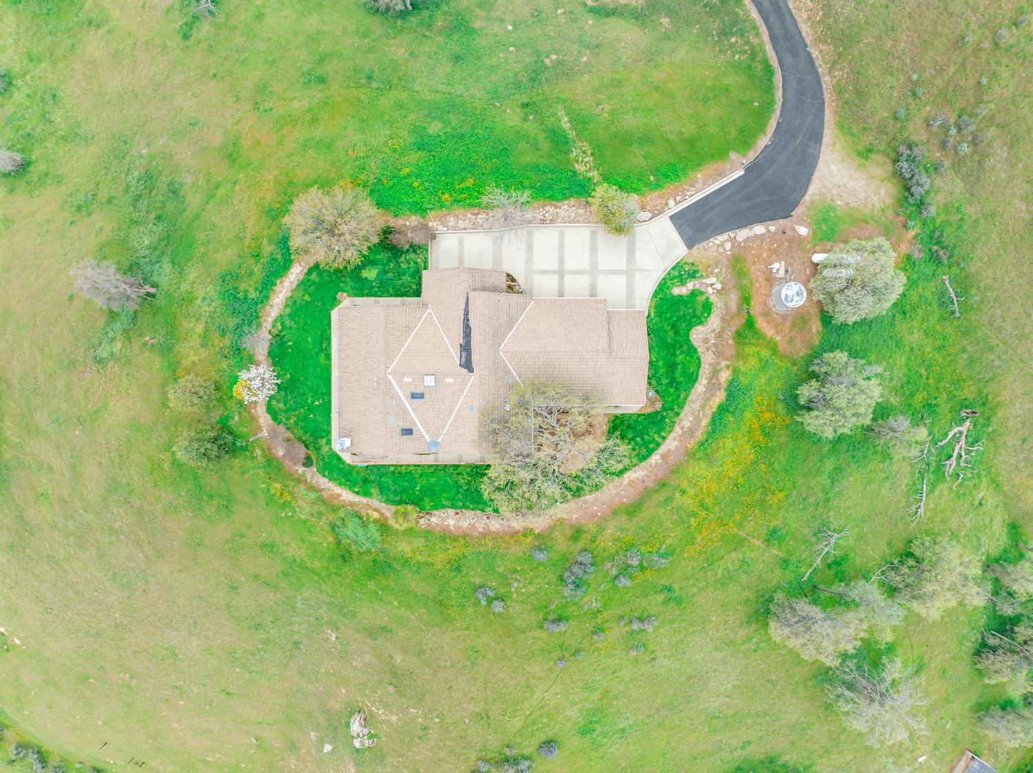 20997 Auberry Rd, Clovis, CA 93619