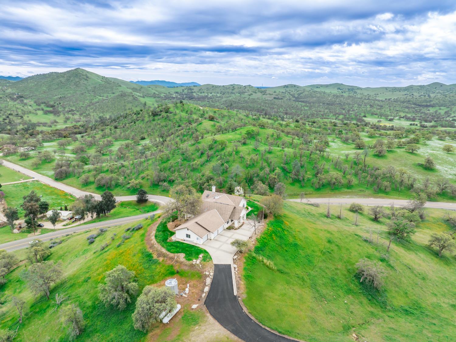 20997 Auberry Rd, Clovis, CA 93619