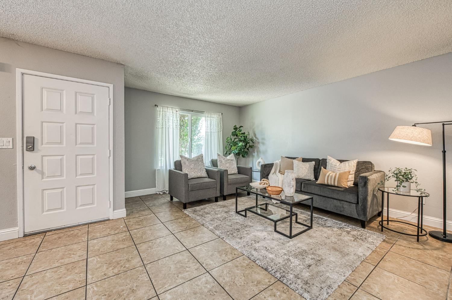 303 E Bullard Ave #151, Fresno, CA 93710