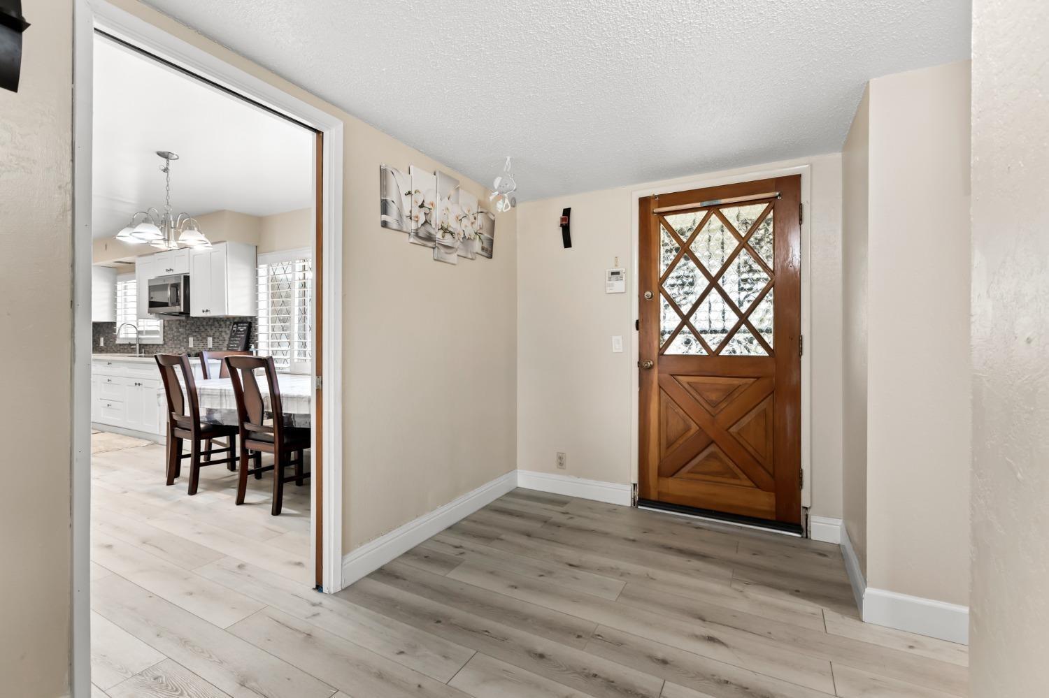 1512 N Brawley, Fresno, CA 93722