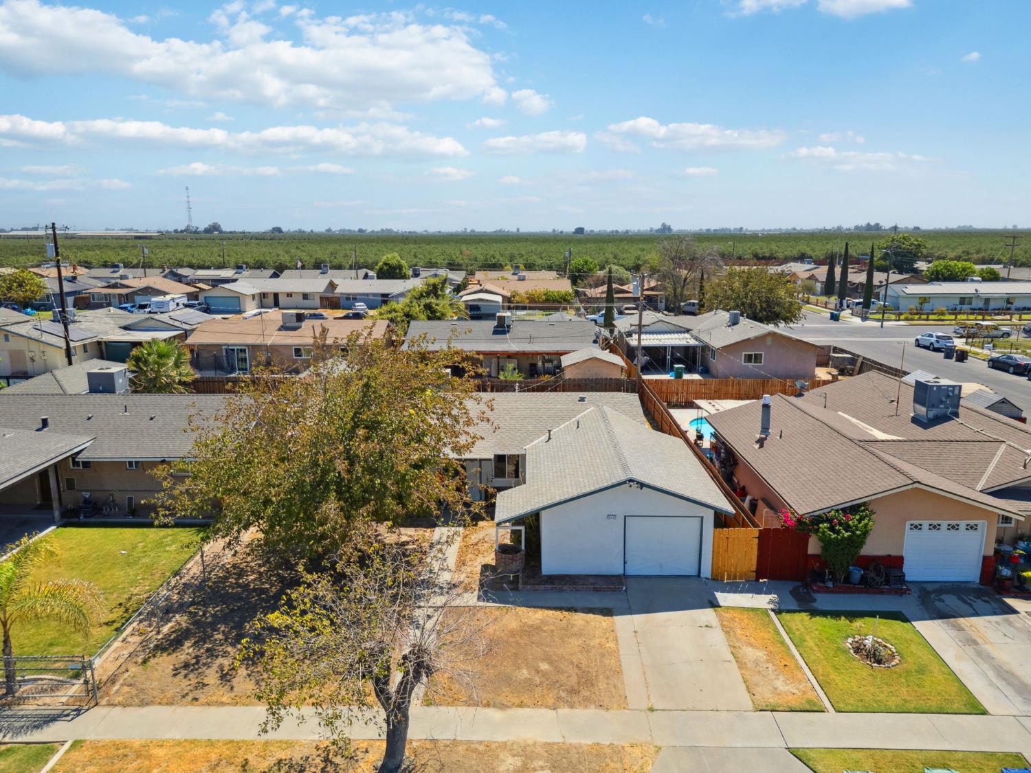 21412 S Pleasant Ave, Riverdale, CA 93656