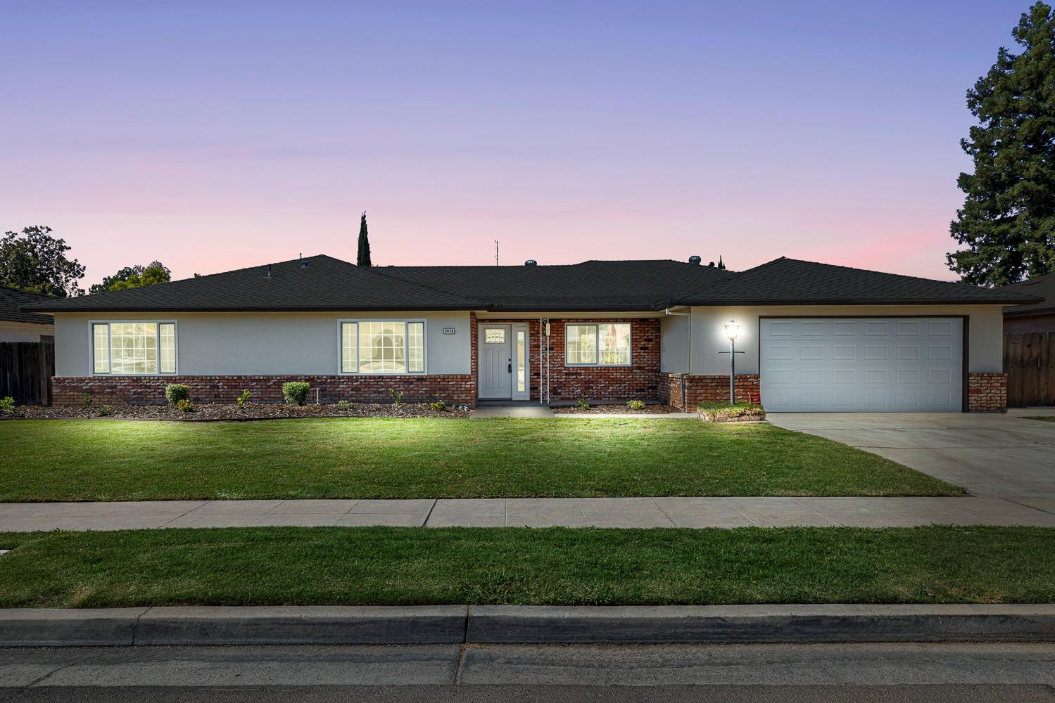 3078 W Barstow Ave, Fresno, CA 93711