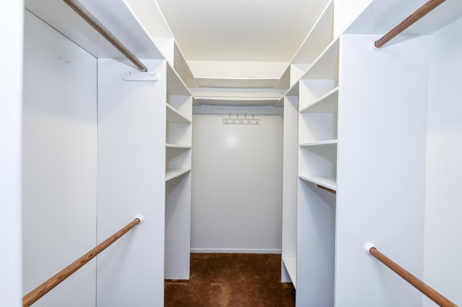 6617 N 2nd St, Fresno, CA 93710