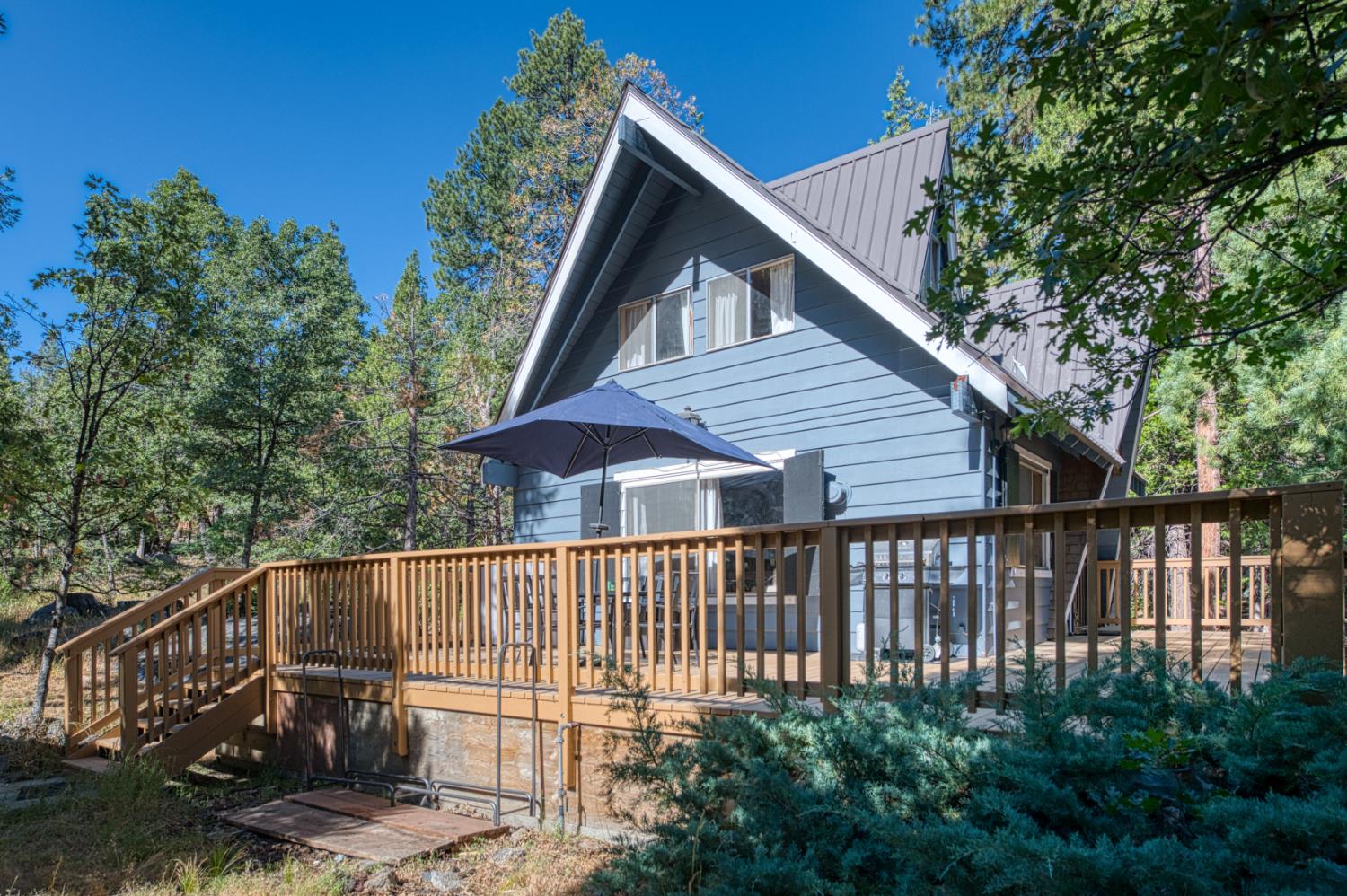 41277 Timber Drive, Shaver Lake, CA 93664