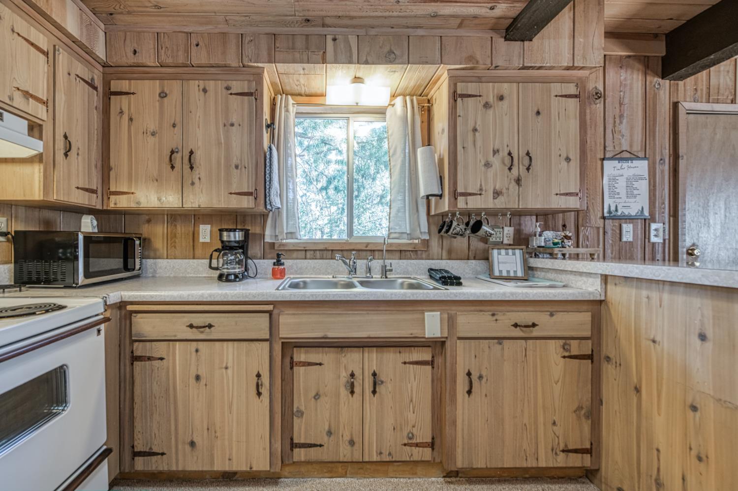 41277 Timber Drive, Shaver Lake, CA 93664