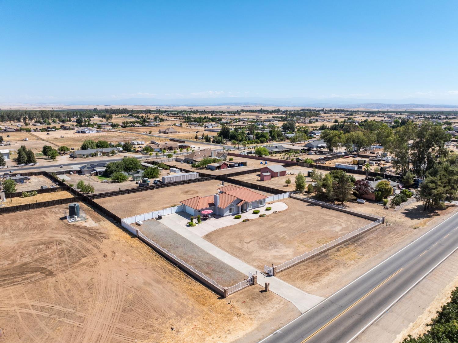 28565 7823 Avenue 21, Madera, CA 93638